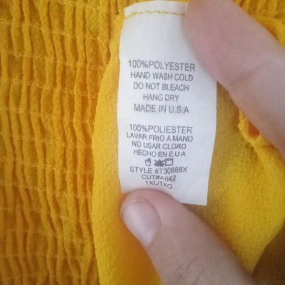 Vivace Women's Bright Yellow Shirred Peplum  Crop Top Size 1X - Picture 5 of 5